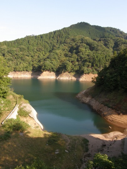 m 70^78 n@{΁Bȗi͂̂jvɂāB