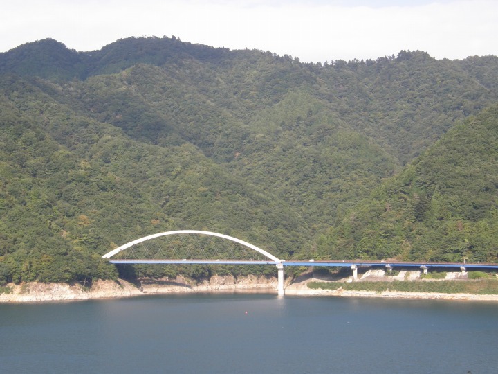 m 71^78 n@R̐_i܂̂݁jvΊ݂̌64]